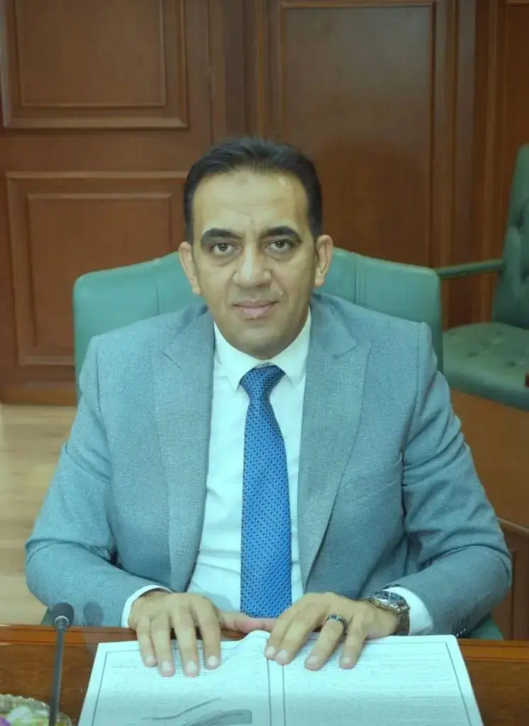 صورة السيد عميد الكلية